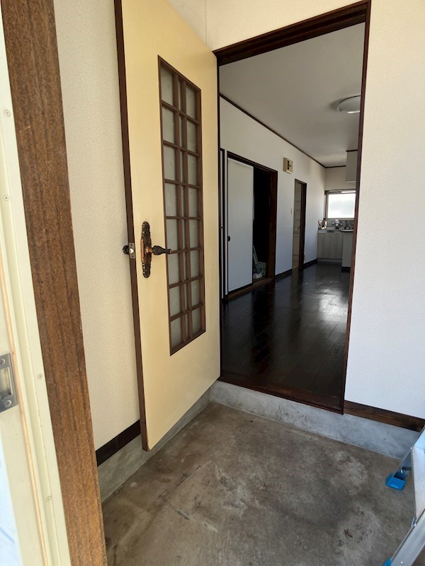 野沢町貸家 玄関