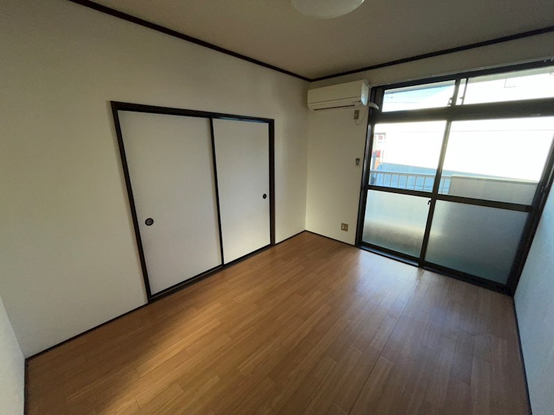 ハイツ山中 リビング