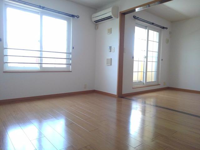 プリマヴェーラＢ リビング