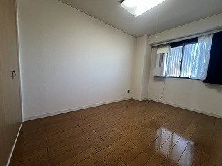 グランドハイツ睦町 ベッドルーム