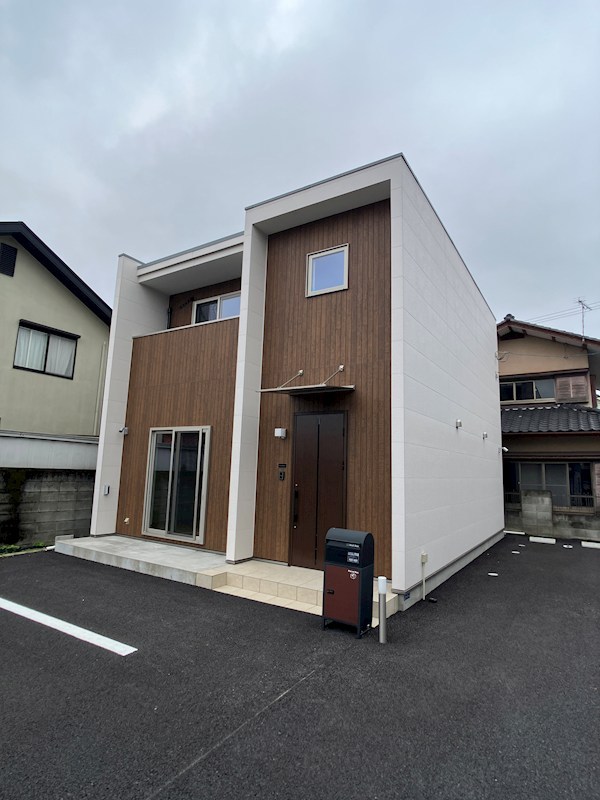 クリザンテームC棟 外観
