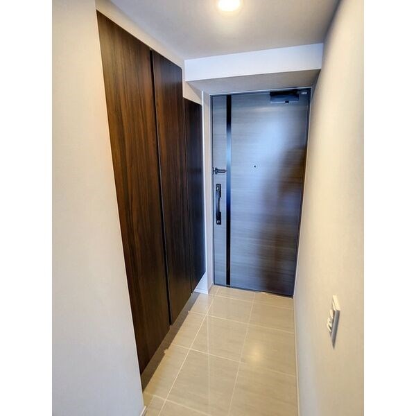 プラウド宇都宮 玄関