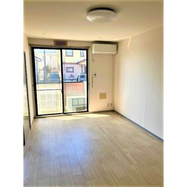 サンシャトレＢ リビング