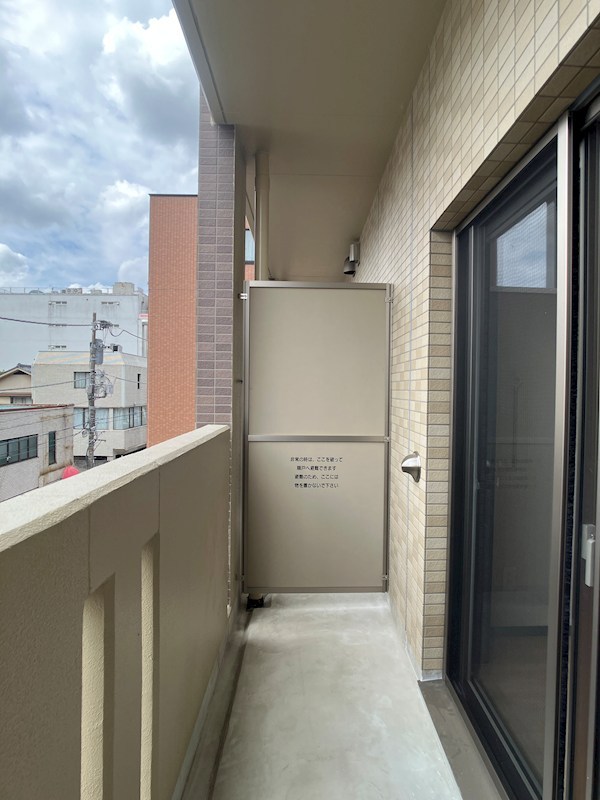 IRIC(アイアールアイシー) ベランダ