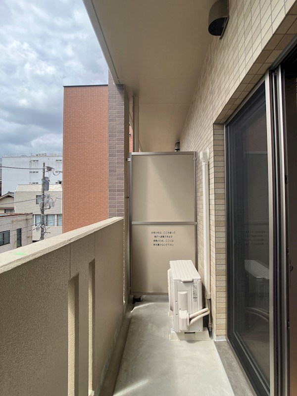 IRIC(アイアールアイシー) ベランダ