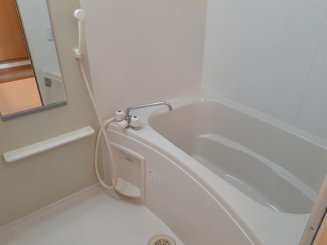 サンライト・プリティーＢ 風呂画像