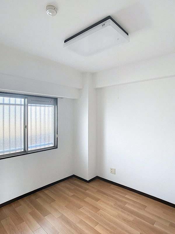 カーサロブレ ベッドルーム