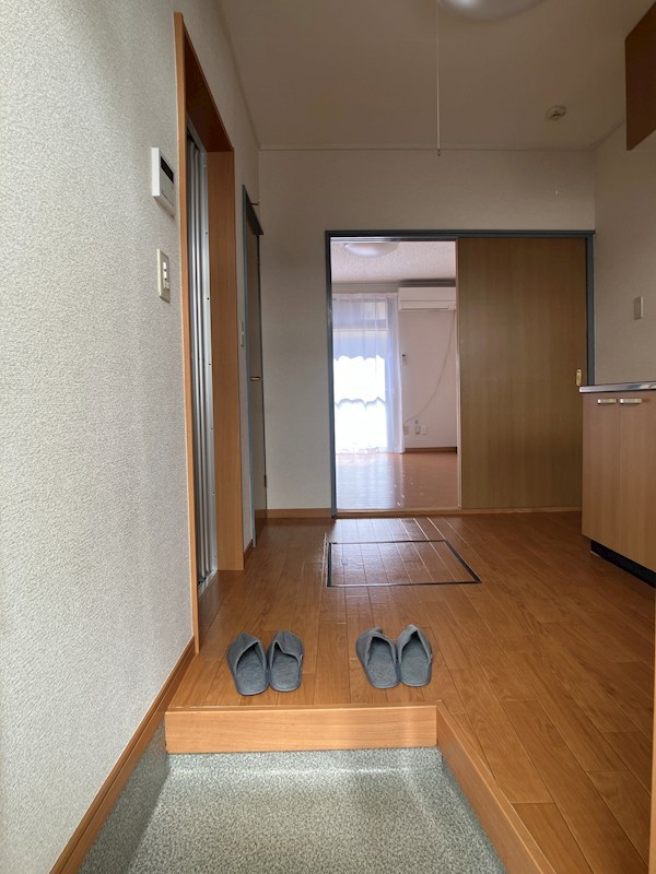 シャンポワールA 玄関