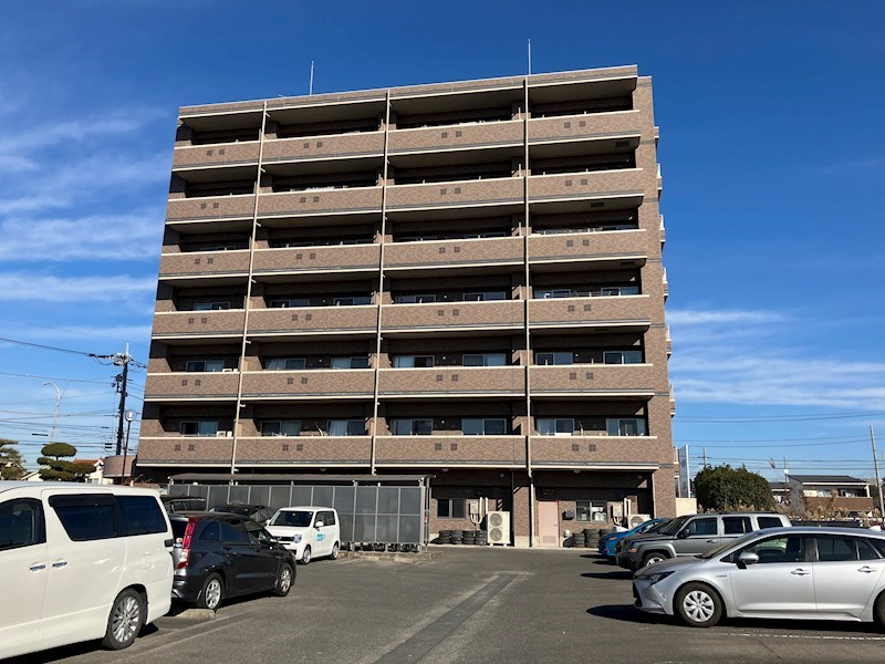 ヴィラージュエクセラン 701号室 外観