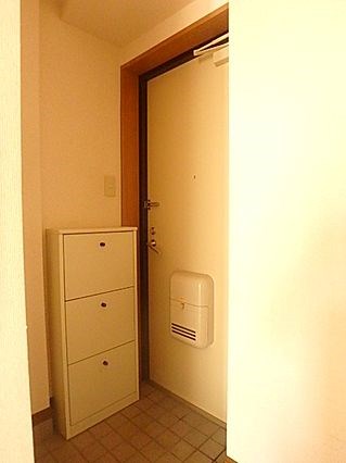 リヴェルFUJI 玄関