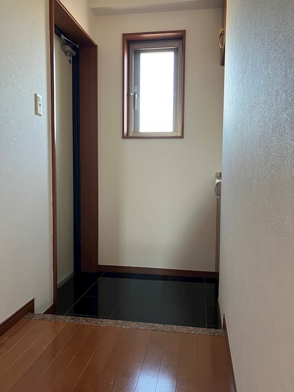 ヴィラージュエクセラン 玄関