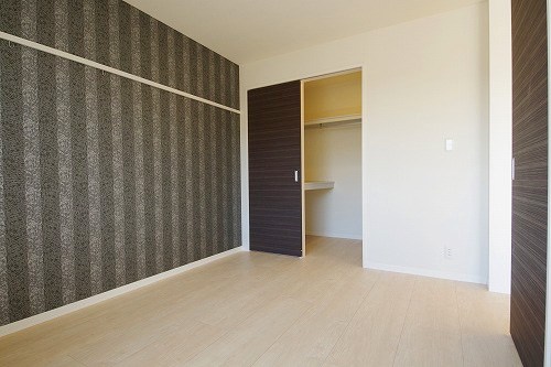 ヴィラーチェS ベッドルーム