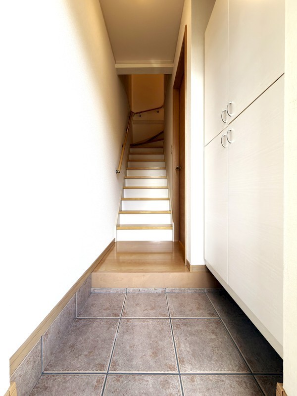 グランシャリオ西方 玄関