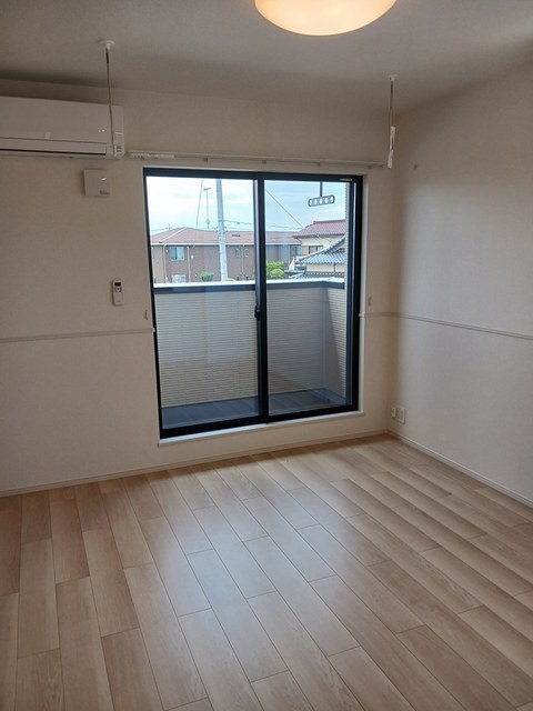 アヴニール リビング