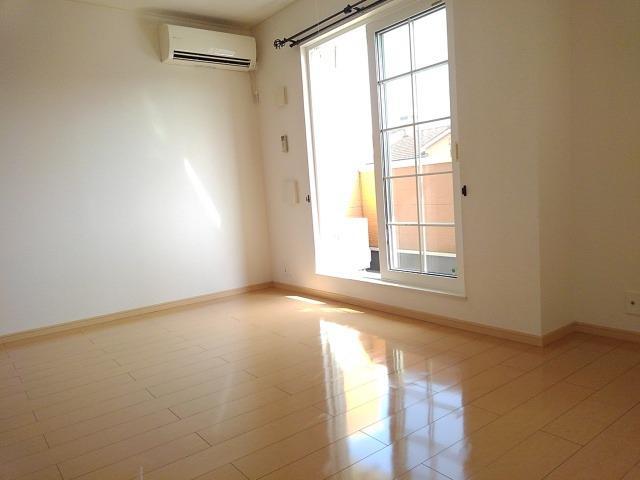 シャン・ド・フルール弐番館 リビング