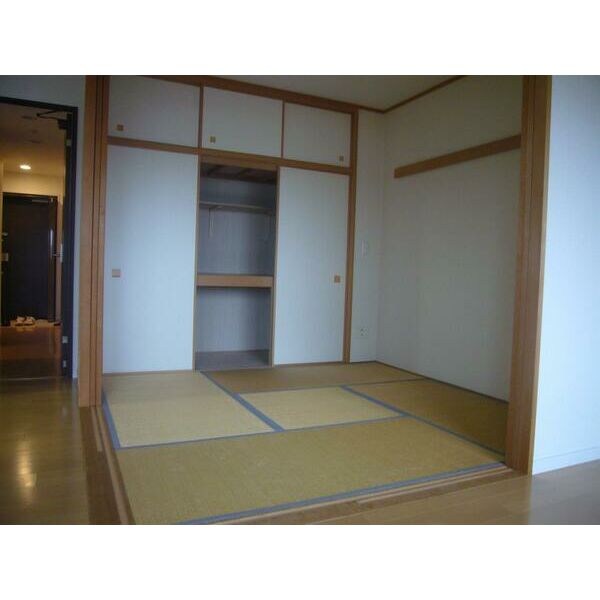 ラフィネスおもちゃのまち駅前 その他4