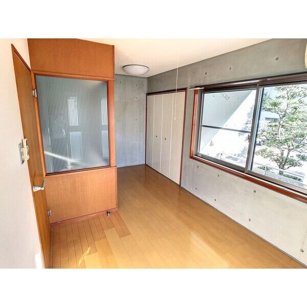 K.I.XシャラN ベッドルーム