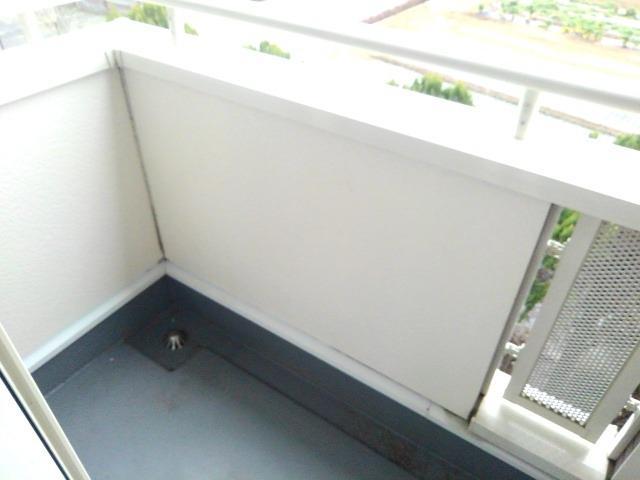 シャン・ド・フルールⅠ ベランダ