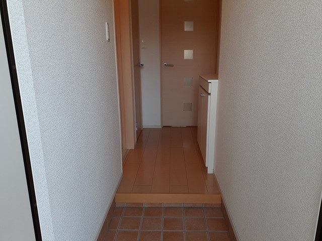 メゾン・ド・本郷 玄関