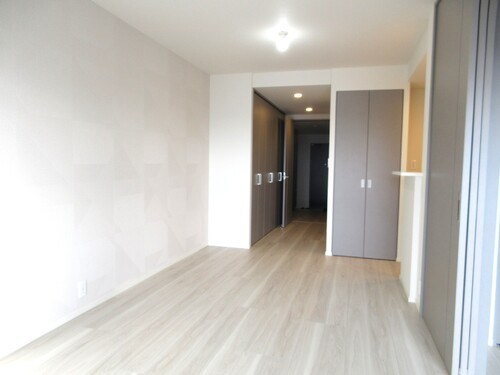 サーパス宇都宮県庁前通り リビング