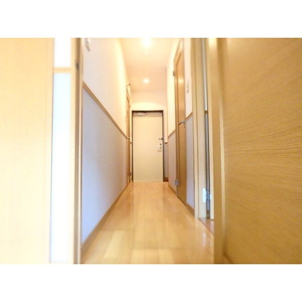 ソル・レヴァンテⅡ 玄関