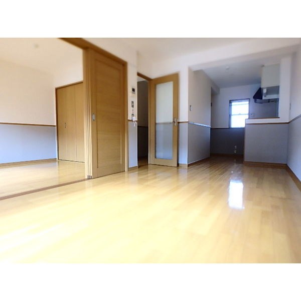 ソル・レヴァンテⅡ リビング