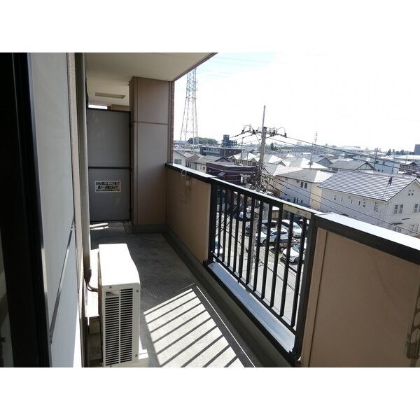 アルファレジデンスイースト  ベランダ
