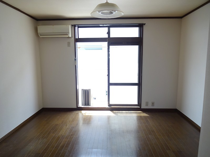 ドミール小金井 リビング