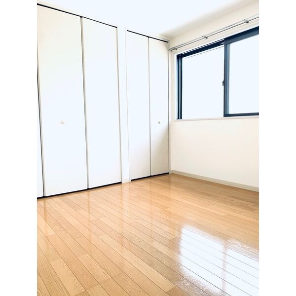 パークサイドウエノ　B棟 ベッドルーム