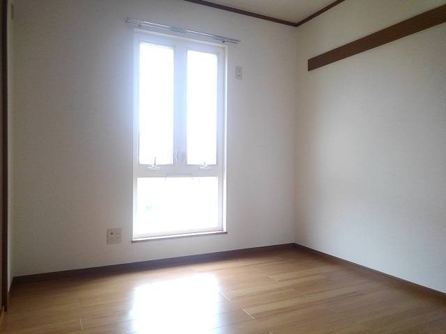 プリムローズ城東　Ｄ ベッドルーム