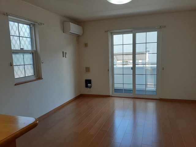 ミモザ リビング