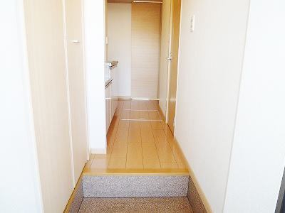 マリッチＹＳ．参番館 玄関