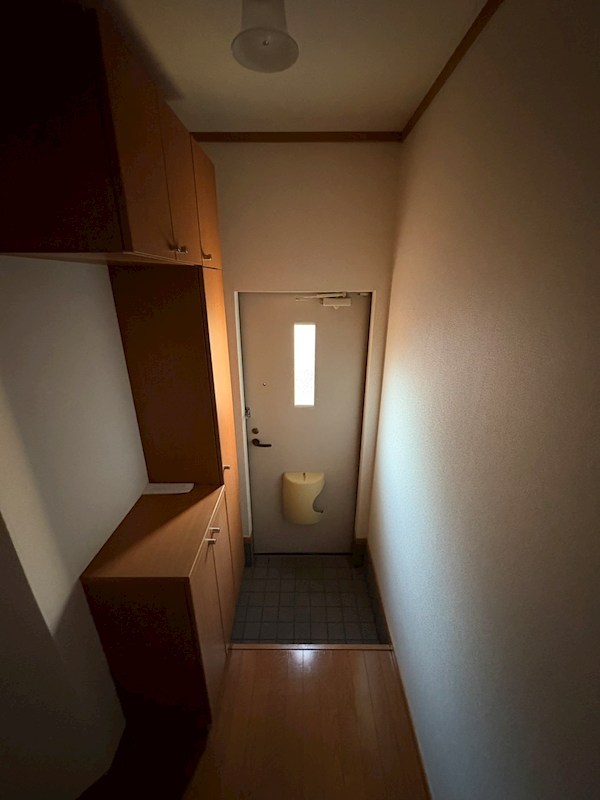 サンライト・ヴィラ A 玄関