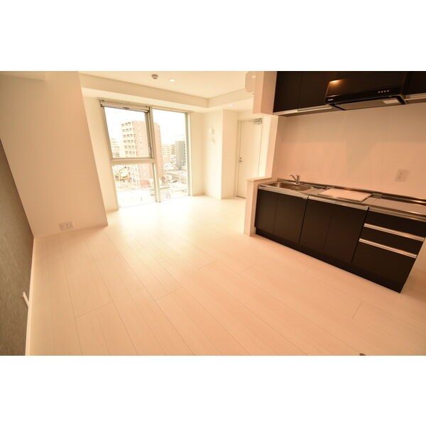 EAST　CONCIE リビング