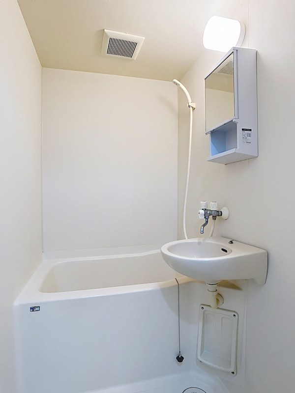 セピック・ブルー 風呂画像