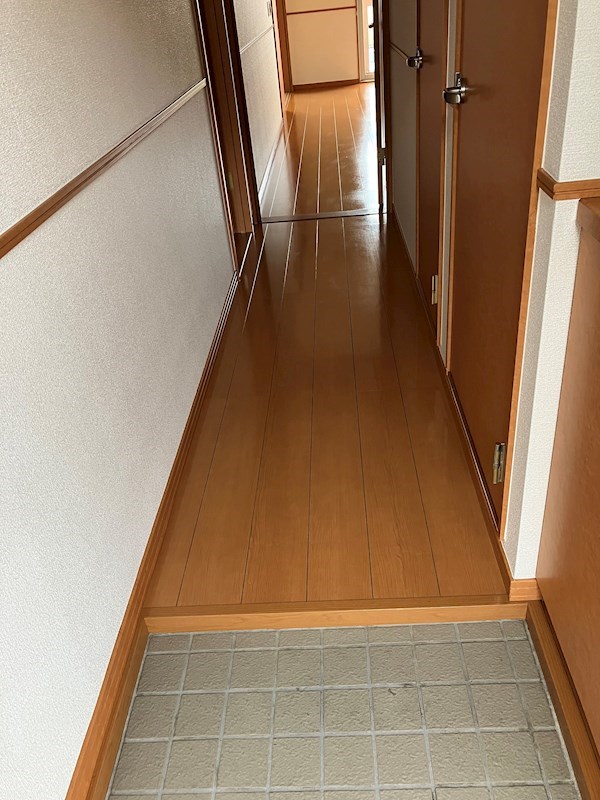 グランヴィータA 玄関