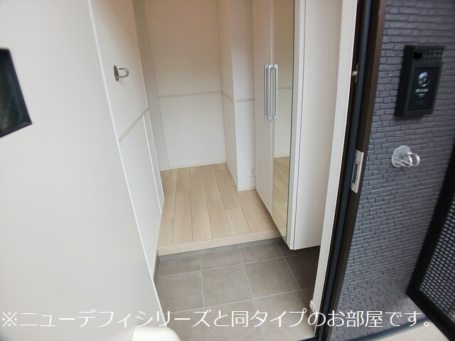 エレガンス　メゾン　Ⅰ 玄関