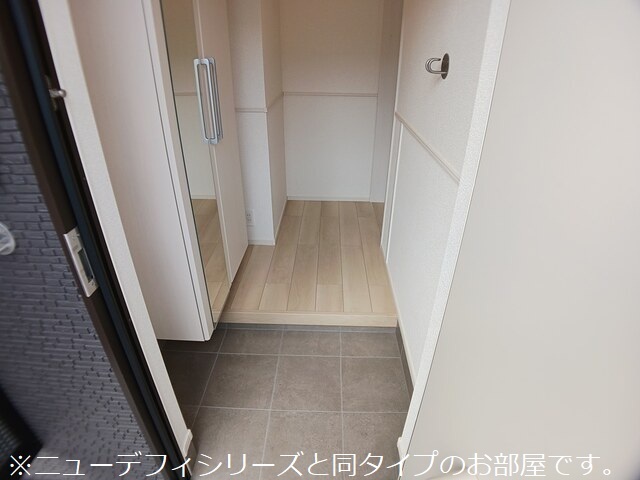 エレガンス　メゾン　Ⅰ 玄関