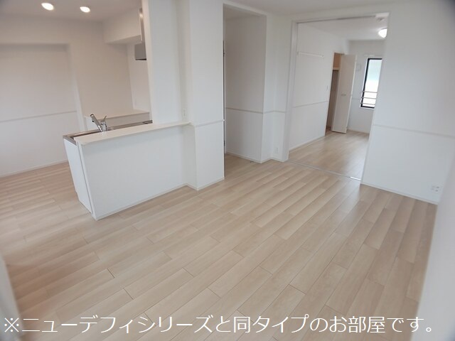 エレガンス　メゾン　Ⅰ リビング