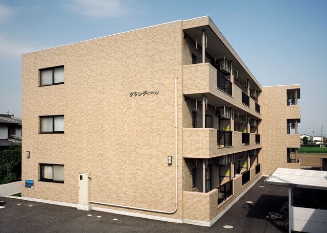 グランディール 301号室 外観