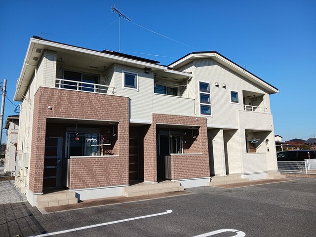 アビターレ 202号室 外観