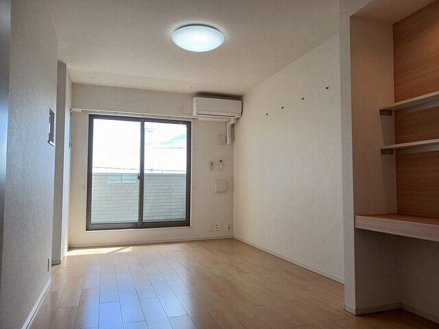 アビターレ リビング