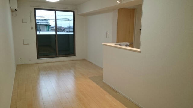 カーサ　ヴィアンコ　ネロ リビング