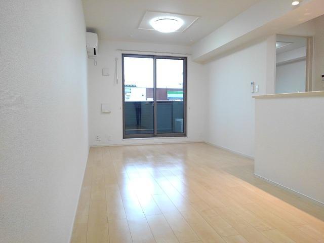 カーサ　ヴィアンコ　ネロ リビング