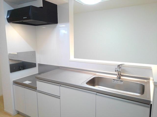 カーサ　ヴィアンコ　ネロ キッチン