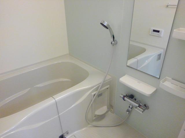 カーサ　ヴィアンコ　ネロ 風呂画像