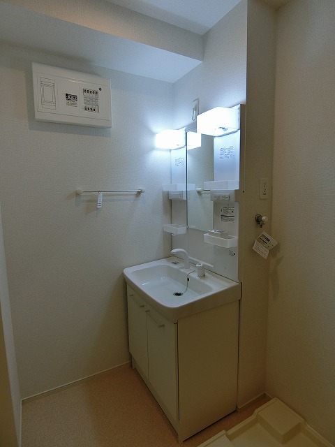 カーサ　ヴィアンコ　ネロ その他1