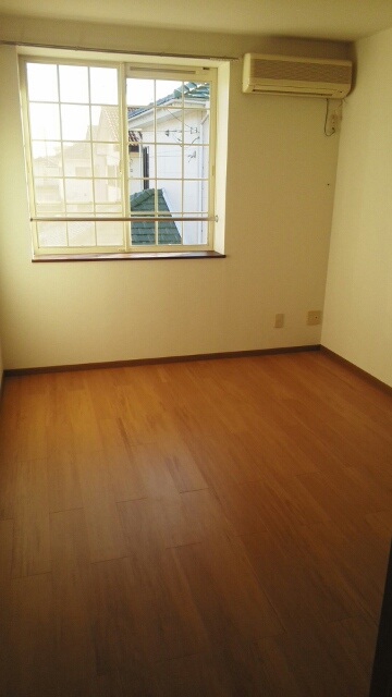 シンフォニーＢ ベッドルーム