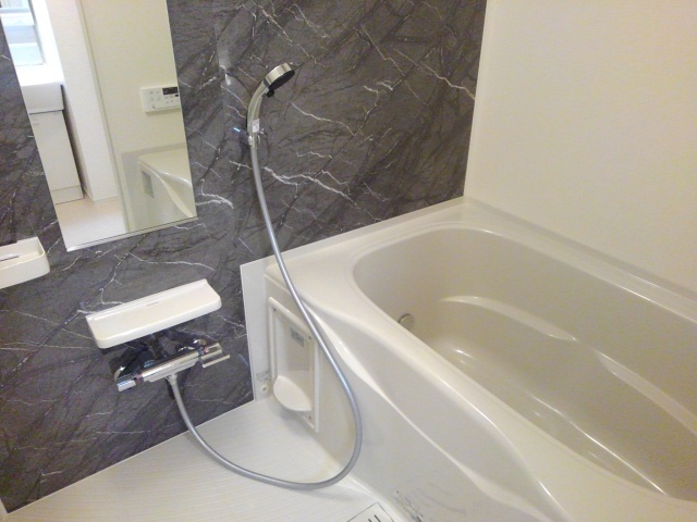 ソフィア 風呂画像