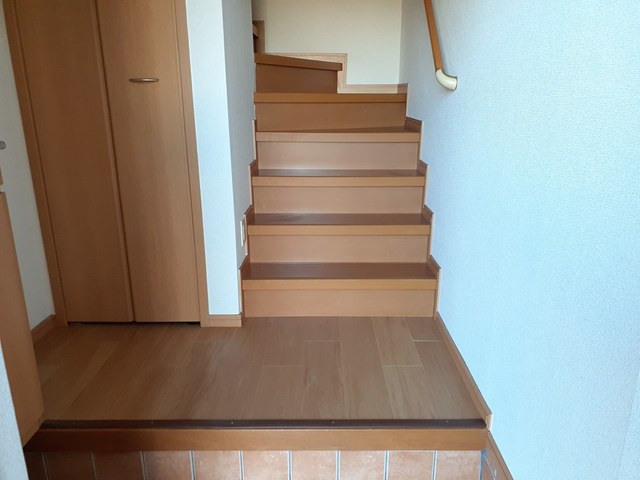 グランドソレイユ 玄関